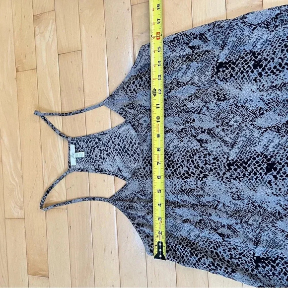 JOIE Women’s XS Cambridge 100% Silk Snake Print Mini Slip Dress Grey Black - Picture 9 of 10
